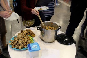 roasted jerusalem artichokes with aioli and greek beansoup 